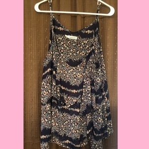 Maurice’s tank top